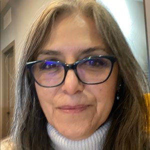 Meet your Posher, Amalia e